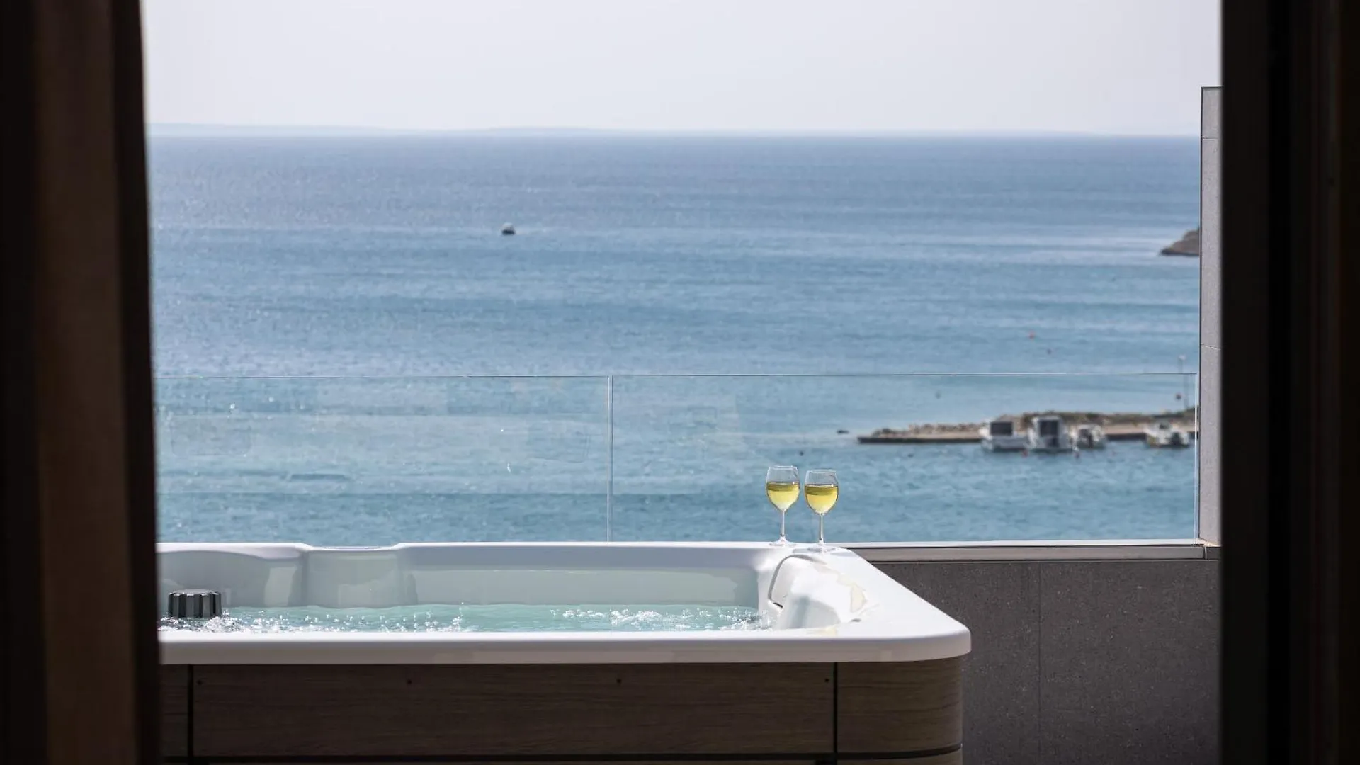 Salt&Soul Residence Povljana 0*,