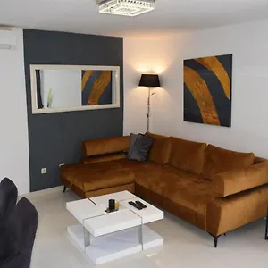 Sweet Apartment