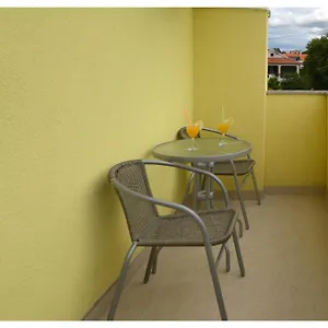 Aprtment Close To Center Apartment